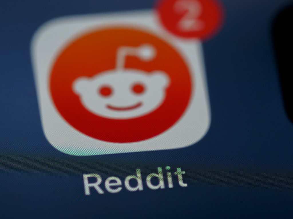Web Applications on Reddit