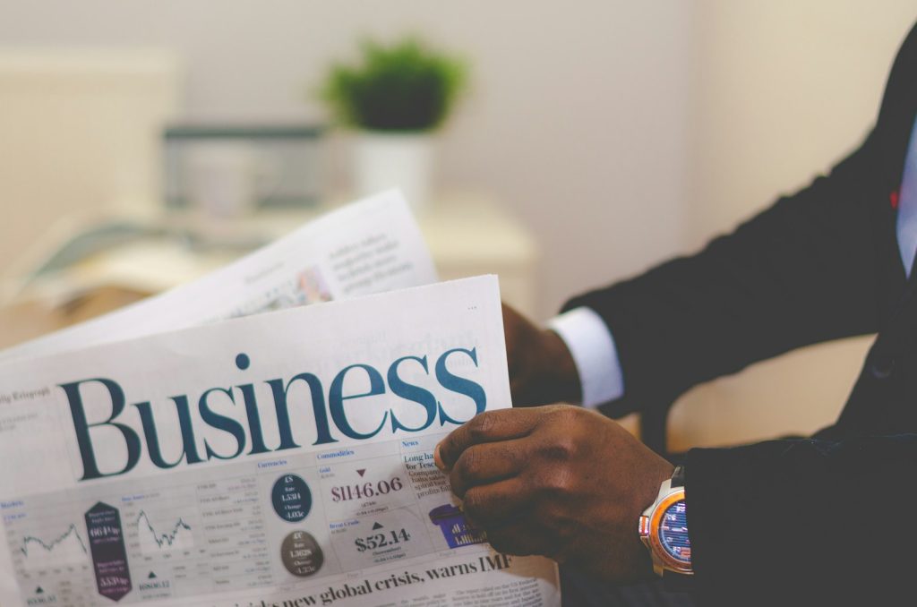 How AI is Reshaping Business: 10 Big Shifts in the US & Europe