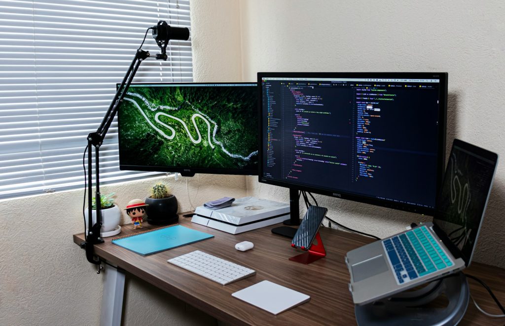 Top 6 Front-End Frameworks Powered by JavaScript
