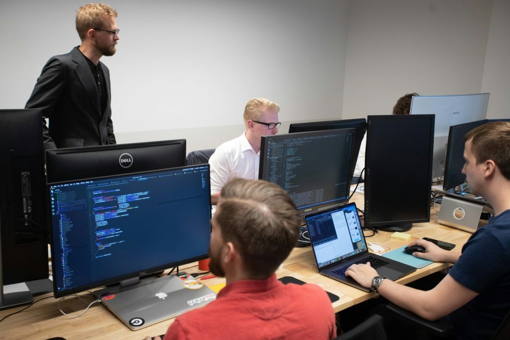 3 Strategic Differences Between Hiring and Augmenting Development Teams in Norway