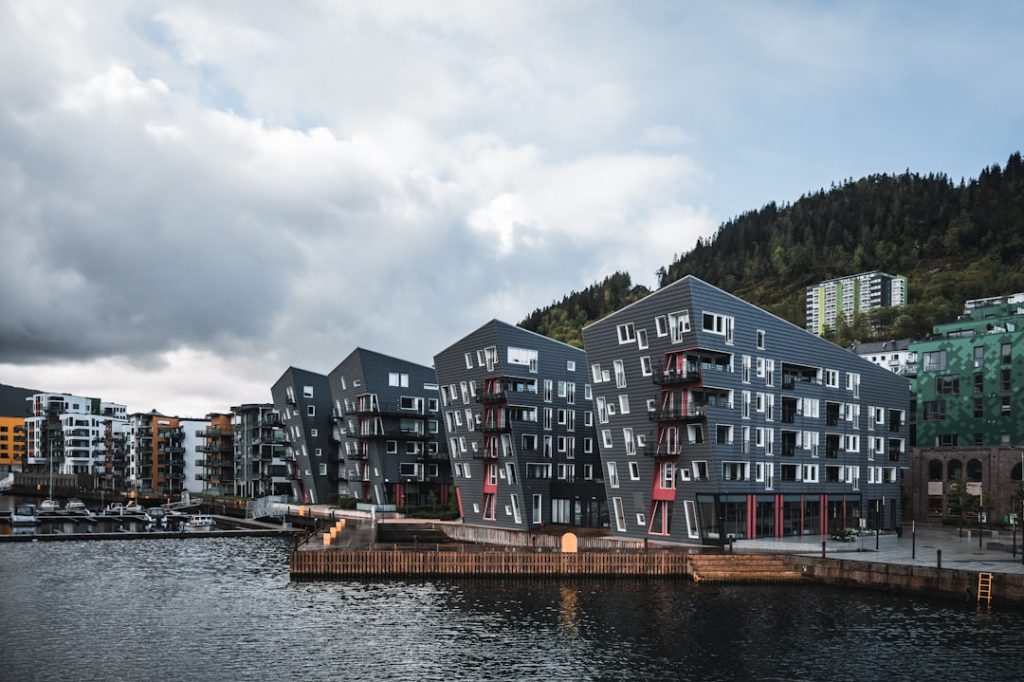 Trondheim Firms: Custom Web Apps by Dev Centre House