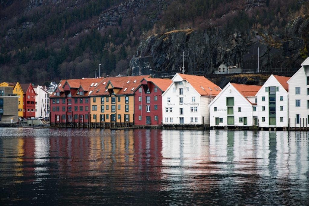 Bergen Leaders: Dev Centre House LLM Development in Action