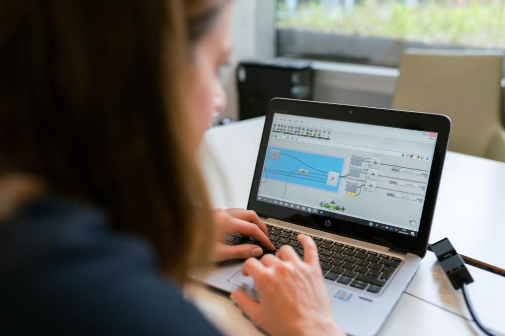 3 Critical Causes of Inefficiencies in Norwegian Development Workflows