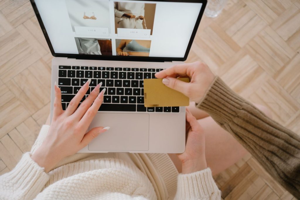 E-commerce Website Features That Increase Conversions